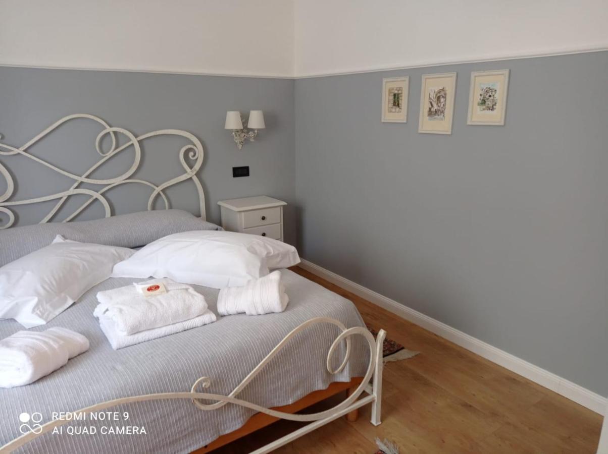 Bed and Breakfast Il Nido Rifatto Лаїгуелья Екстер'єр фото