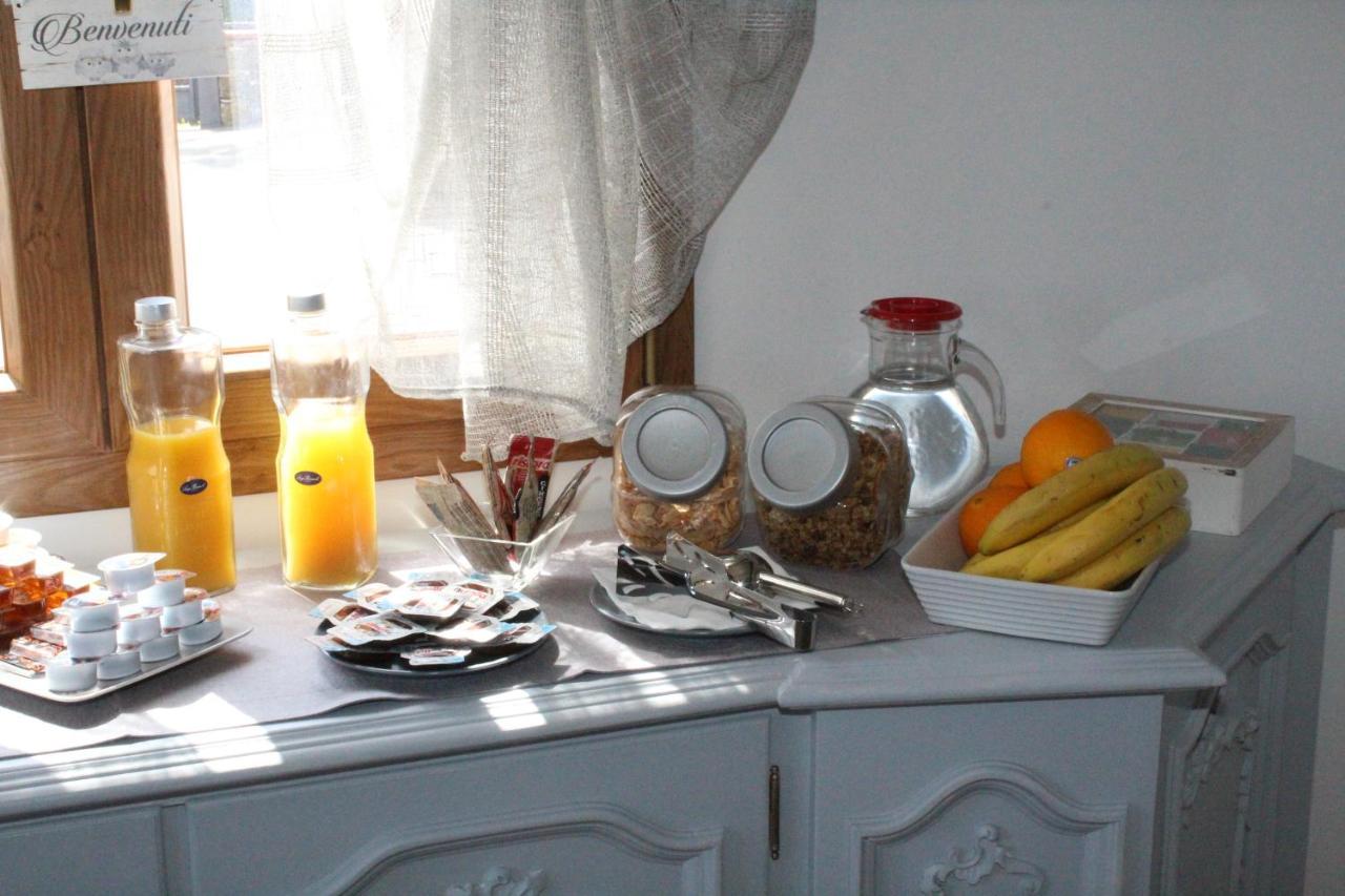 Bed and Breakfast Il Nido Rifatto Лаїгуелья Екстер'єр фото